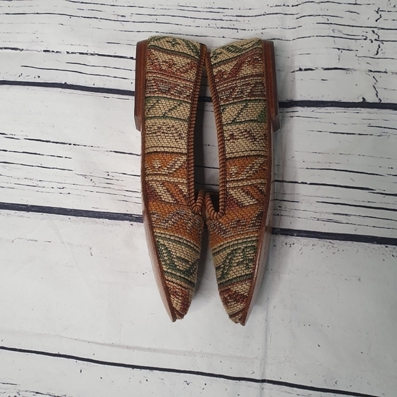 Unisa Tapestry Canvas Flat Leather Shoes Size 6B - Picture 6 of 7